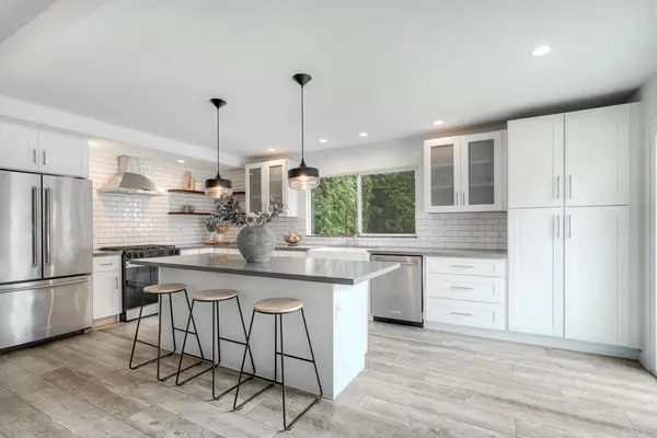 1225 Saint Helene Court, Oceanside, CA 92054