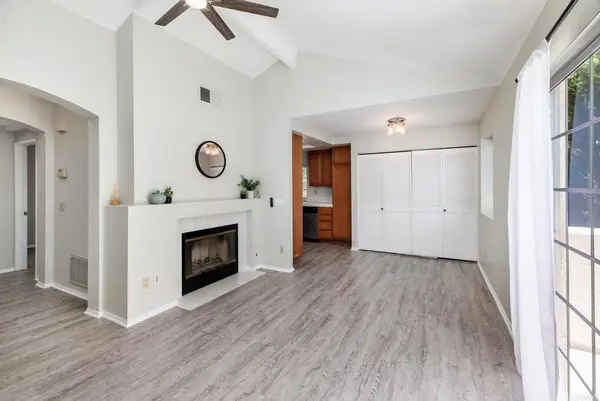 740 Breeze Hill Drive #170, Vista, CA 92081