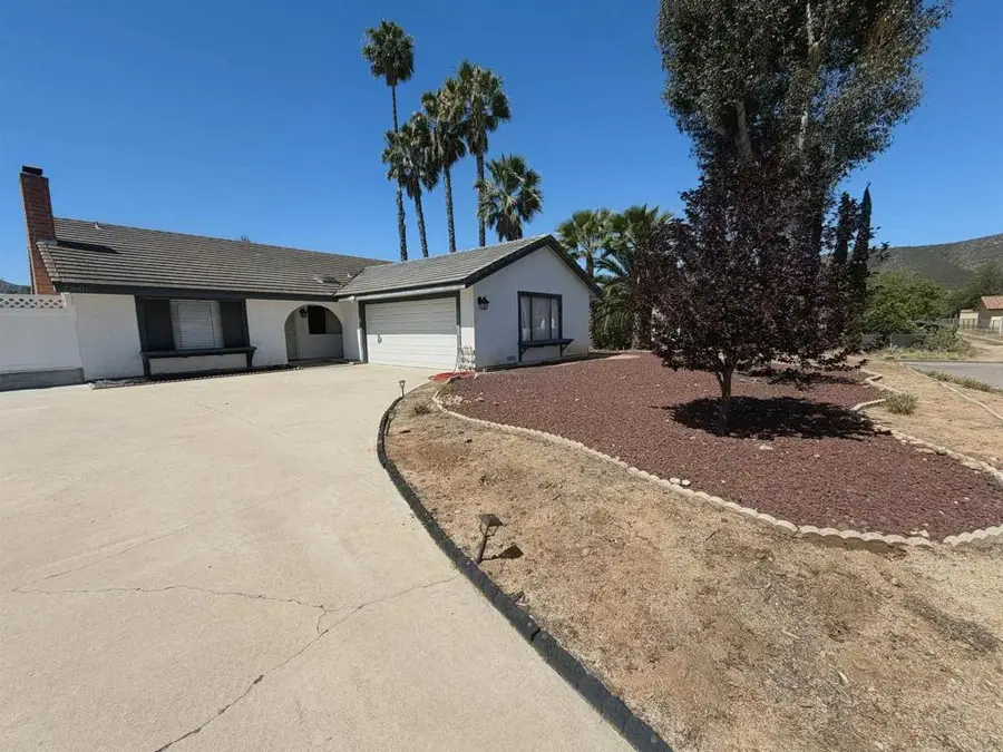 23601 Barrego Way, Ramona, CA 92065 - #2
