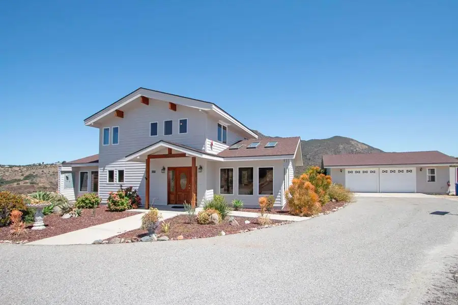 2670 Vista Del Rio, Fallbrook, CA 92028 - #2