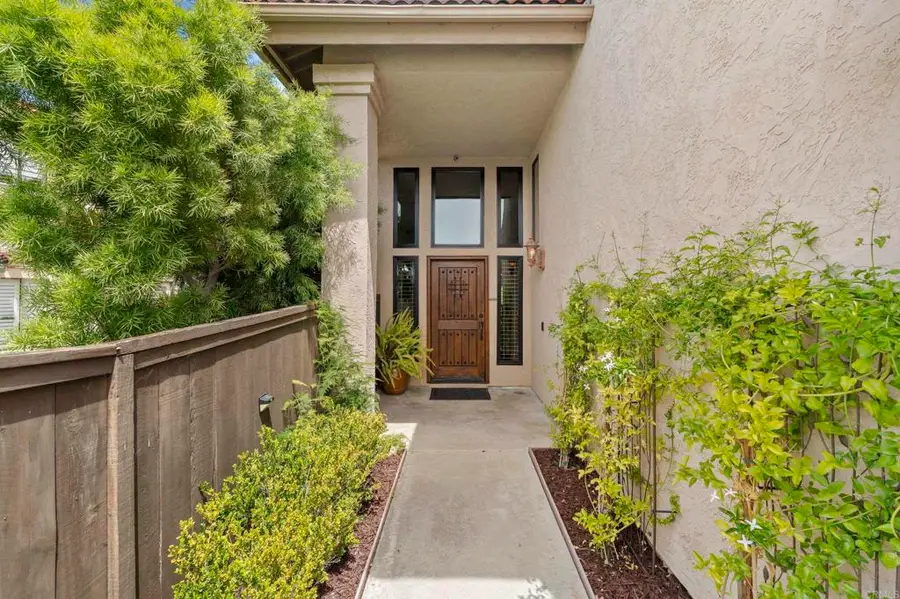3555 Simsbury Ct, Carlsbad, CA 92010 - #3