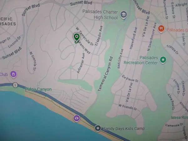585 Almar Avenue N, Pacific Palisades, CA 90272