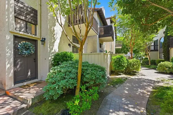 2372 Altisma Way #C, Carlsbad, CA 92009