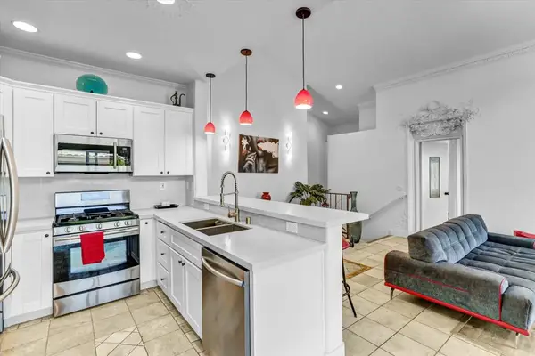 5536 Renaissance Avenue #1, San Diego, CA 92122