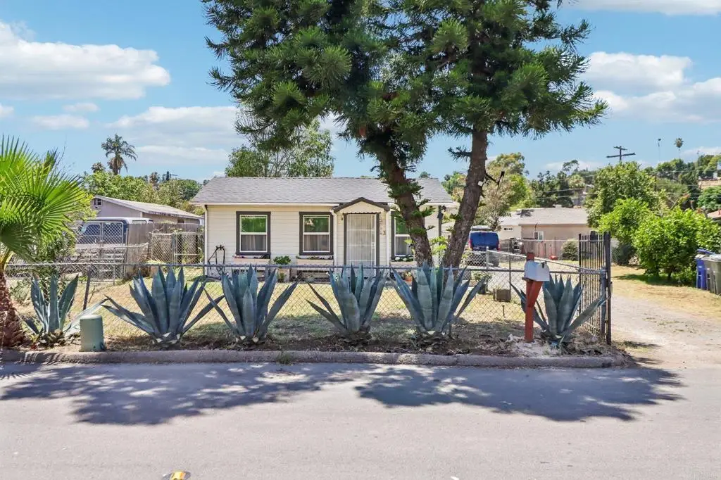 133 Natal Way, Vista, CA 92083 - #1