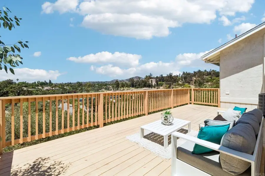 221 Colina, Vista, CA 92084 - #2