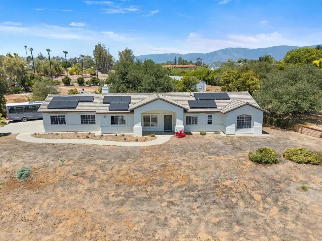 29027 The Yellow Brick Road, Valley Center, CA 92082 - #1