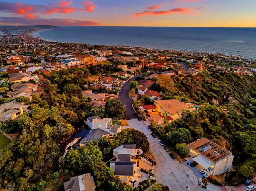 6105 Avenida Chamnez, La Jolla, CA 92037 - #2