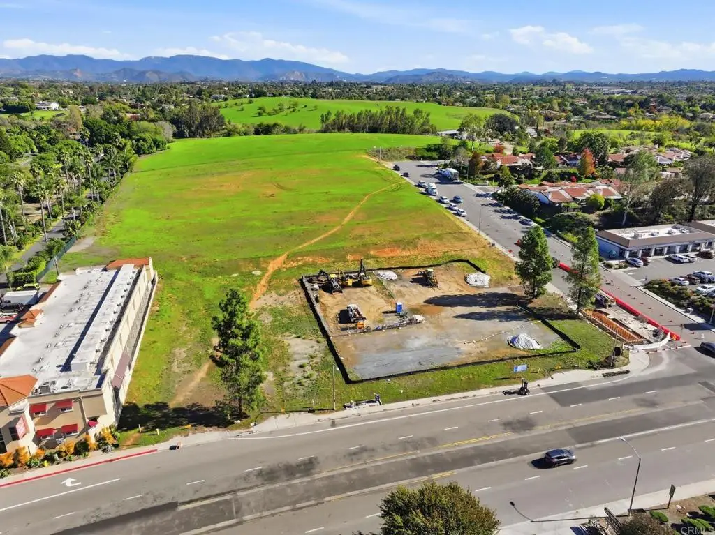 1630 S Mission Road, Fallbrook, CA 92028 - #1