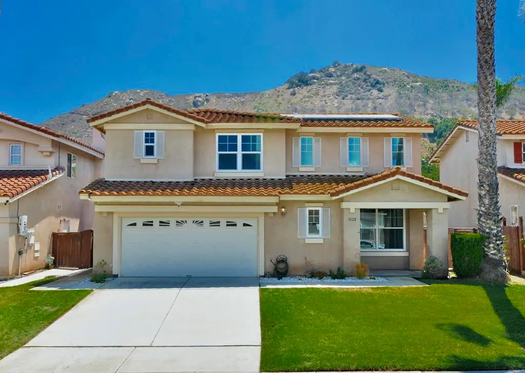 3528 Lake Shore Ave, Fallbrook, CA 92028 - #1