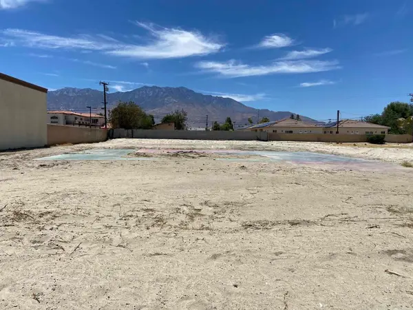 32201 Date Palm Drive, Cathedral City, CA 92234