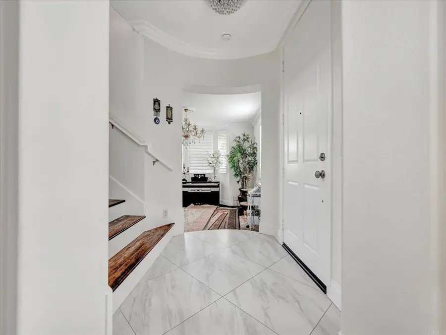 10479 White Rose Lane, San Diego, CA 92127 - #3