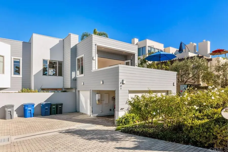 601 Stratford Ct, Del Mar, CA 92014 - #2