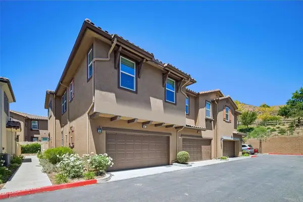 2487 Ascending Oaks Lane #1, Simi Valley, CA 93063
