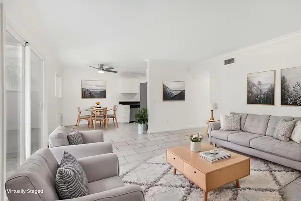 156 Avenida Descanso #C, Oceanside, CA 92057
