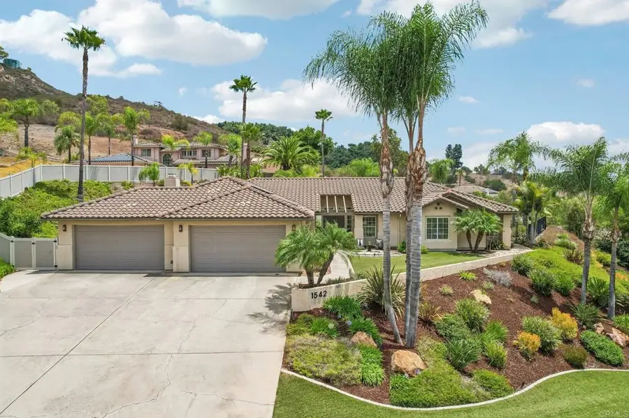 1542 Glasgow Ln, Escondido, CA 92027 - #3
