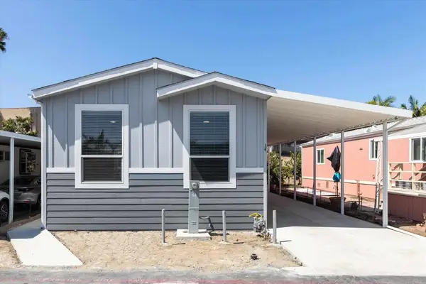 400 N Melrose Drive N #14, Vista, CA 92083