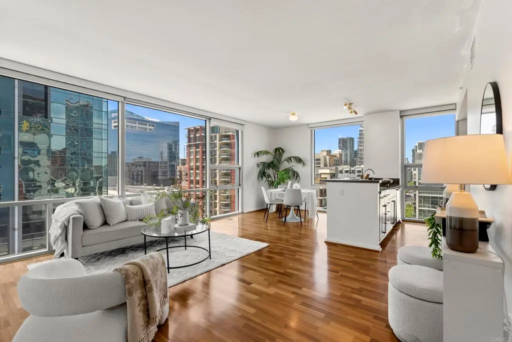 321 Tenth Avenue #902, San Diego, CA 92101 - #1