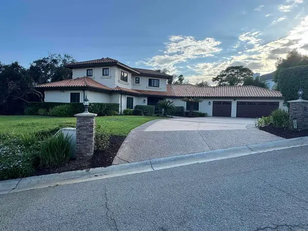 1947 Bear Valley Oaks Road, Escondido, CA 92025
