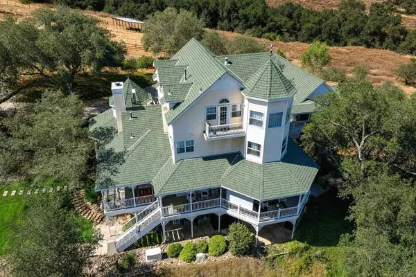 24665 Rancho Santa Teresa Drive, Ramona, CA 92065