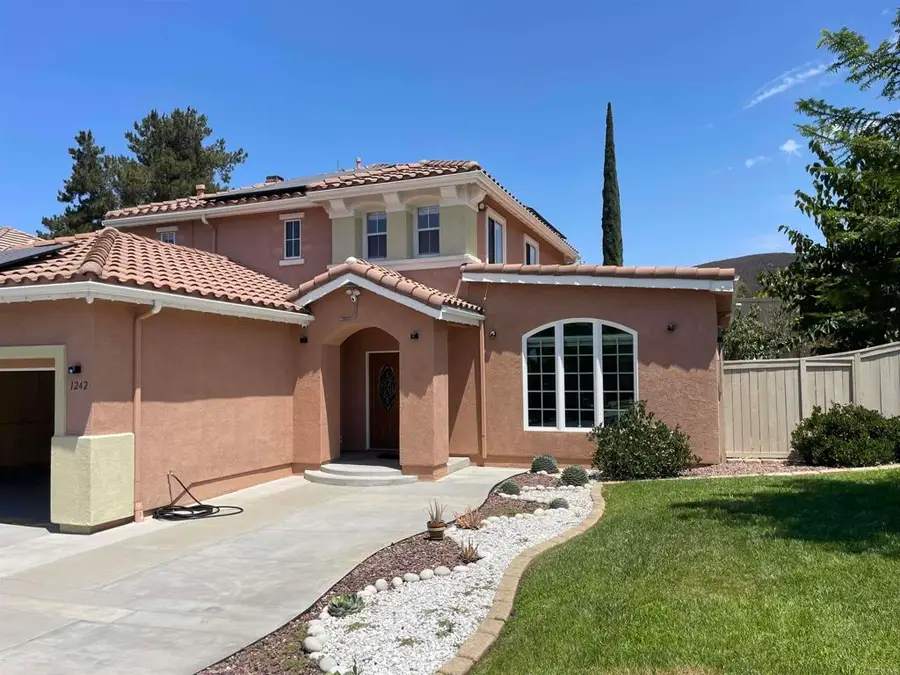 1242 Via Contessa, San Marcos, CA 92069 - #3