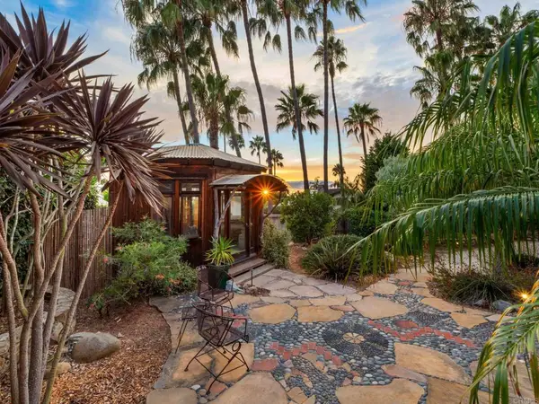 890 Passiflora Avenue, Encinitas, CA 92024