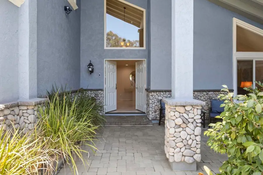 5545 Coral Reef Avenue, La Jolla, CA 92037 - #3
