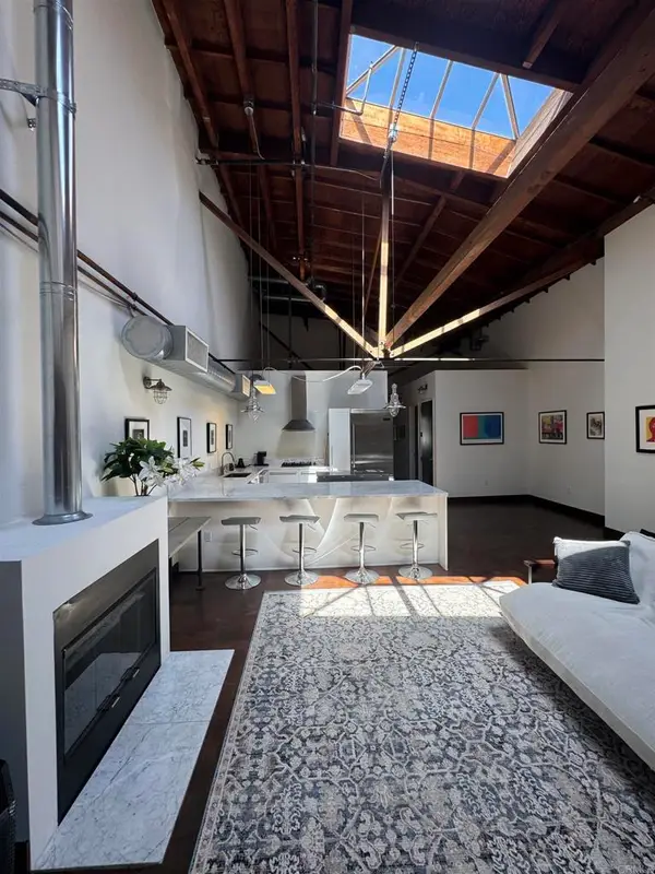1046 Princeton Dr #201, Marina Del Rey, CA 90292