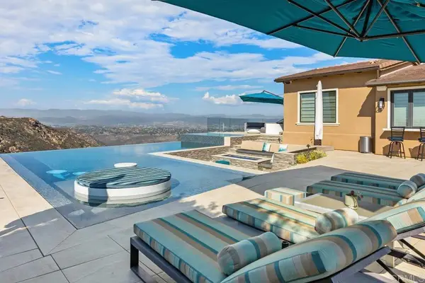 18338 Avenida Apice, Rancho Santa Fe, CA 92067