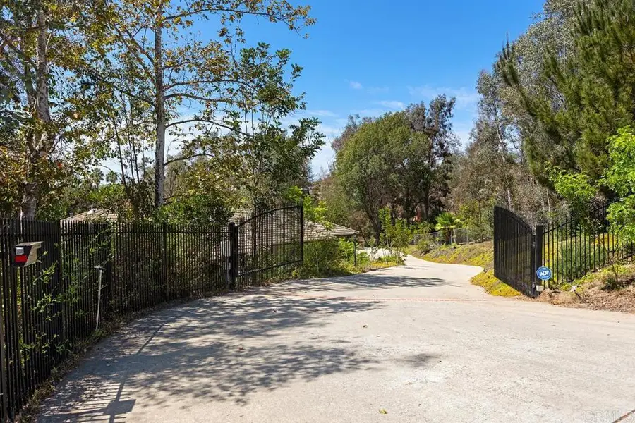 3911 Alta Vista Drive, Fallbrook, CA 92028 - #2