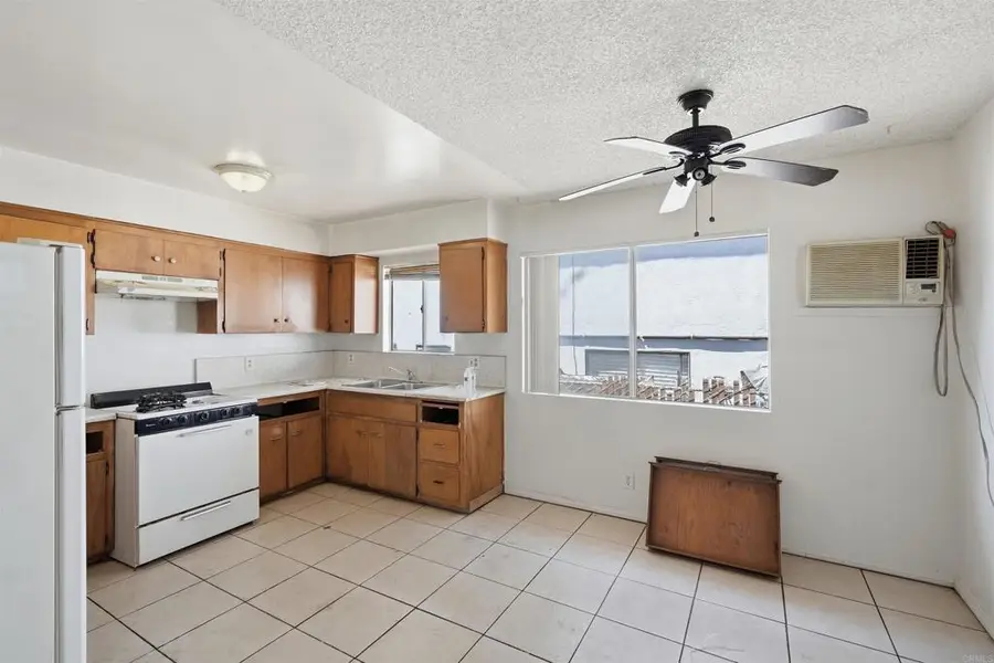 7163 69 Central Avenue, Lemon Grove, CA 91945 - #3