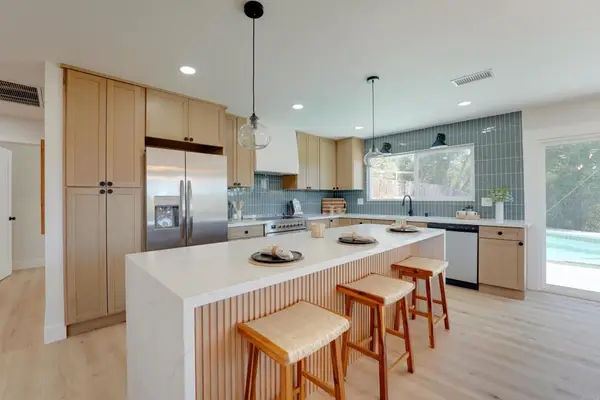 10236 Lake Meadow Lane, Escondido, CA 92026