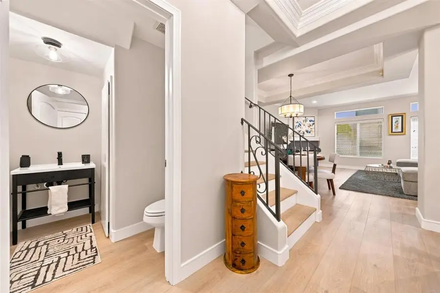 14819 Magnolia Boulevard #7, Sherman Oaks, CA 91403 - #3