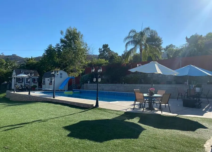 9040 Paradise Park Dr, Lakeside, CA 92040 - #2