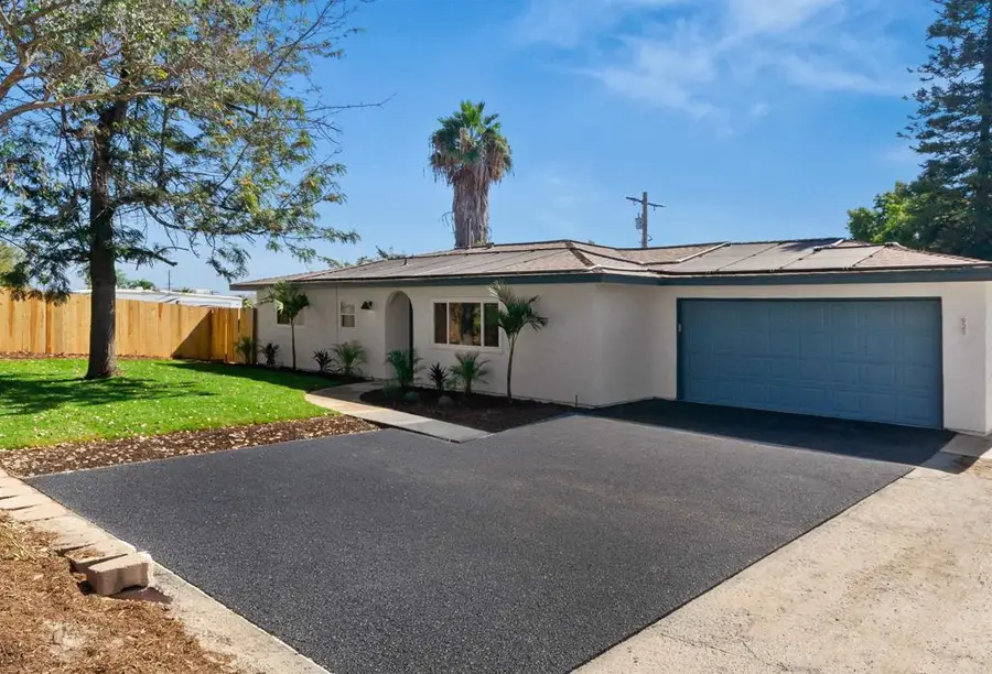 925 Maryland Drive, Vista, CA 92083 - #2
