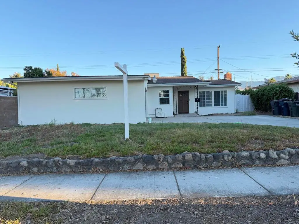 413 Hartzell Avenue, Redlands, CA 92374 - #1