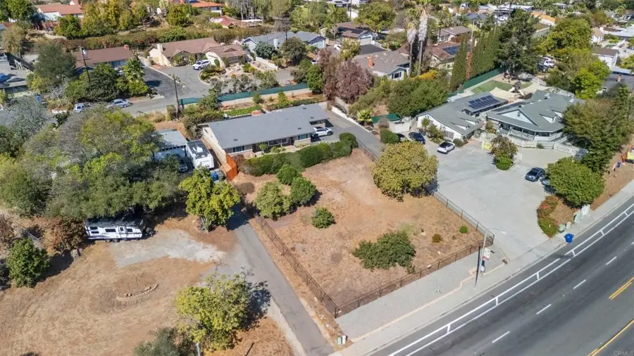 535 Civic Center Dr, Vista, CA 92084 - #2