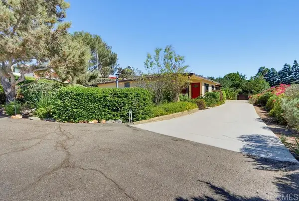 8349 Merrill Drive, Lakeside, CA 92040