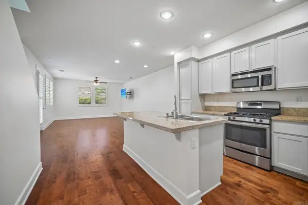 2487 Ascending Oaks Lane #1, Simi Valley, CA 93063