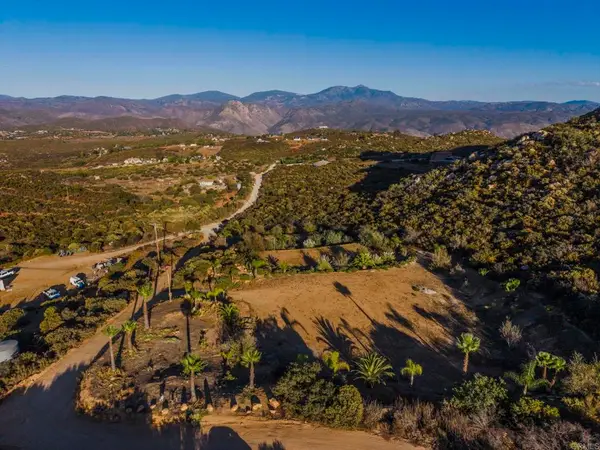 24807 Thunder Mountain Road, Ramona, CA 92065