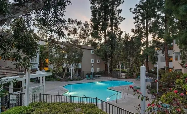 9709 Mesa Springs Way #211, San Diego, CA 92126