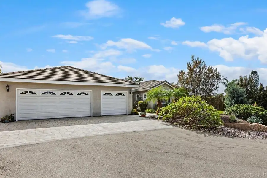 1198 Tres Ninos Corte, Vista, CA 92084 - #2
