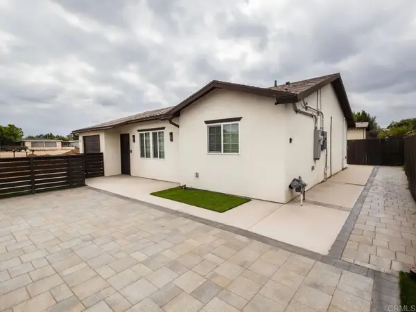 451  455 E Lincoln Avenue, Escondido, CA 92026