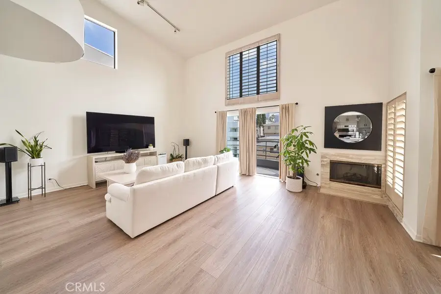 1617 S Beverly Glen Boulevard #303, Los Angeles, CA 90024 - #2