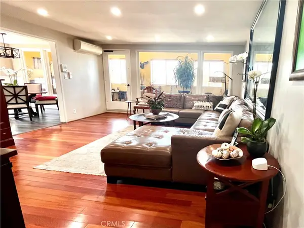 10443 Magnolia Boulevard, North Hollywood, CA 91601
