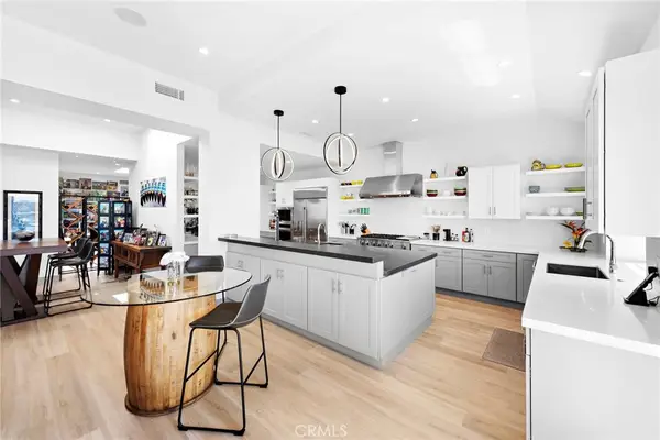 17 Monaco #12, Newport Beach, CA 92660