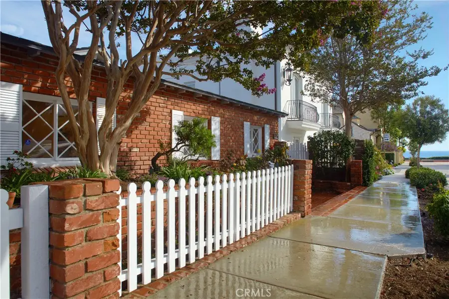 216 Poppy Avenue, Corona Del Mar, CA 92625 - Image #2