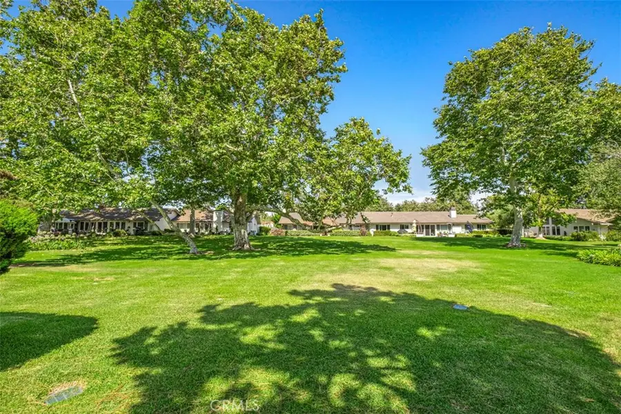 525 Vista Flora, Newport Beach, CA 92660 - Image #3