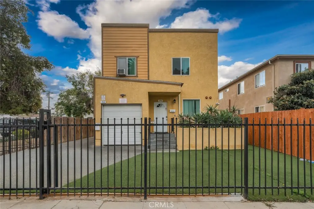 350 E 105th, Los Angeles, CA 90003 - #1