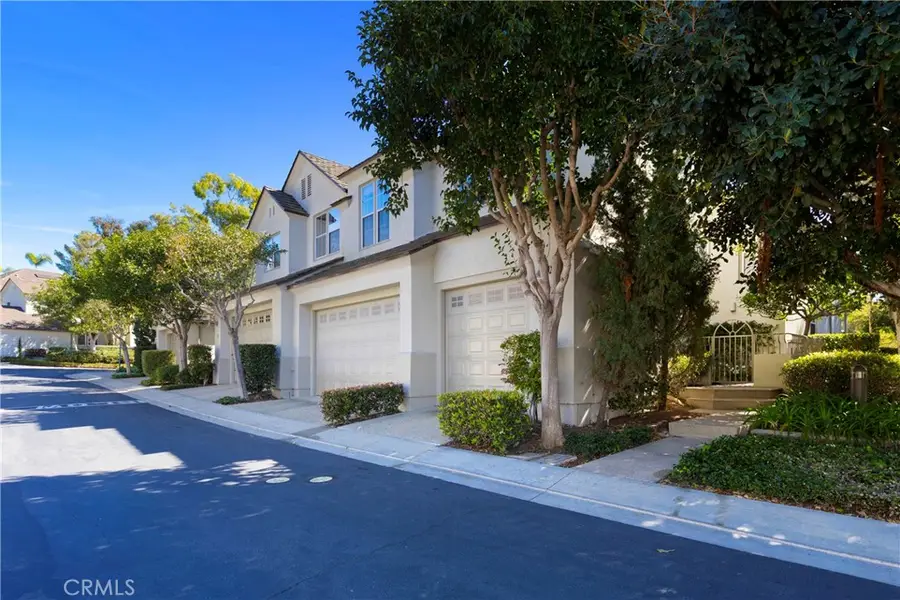 28 Brigmore Aisle, Irvine, CA 92603 - #3